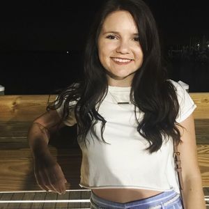 Meet your Posher, Lorena